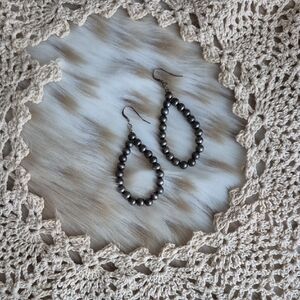 🌙Vintage Silver Navajo Pearl Beaded Hoop Earrings